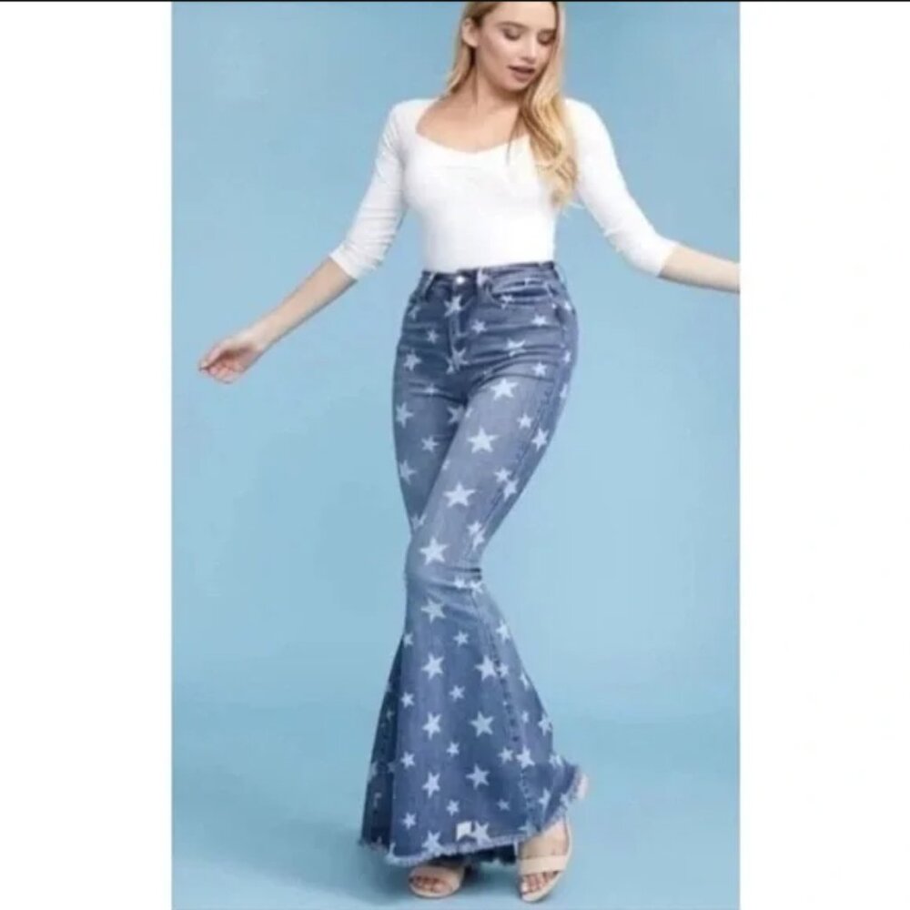 JUDY BLUE Super Flare High Rise Ultra Wide Leg Star Jeans NWT Sz. 9/29